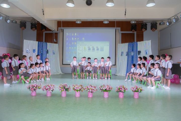 濃濃二幼情，師恩伴我行！—公明二幼大班畢業(yè)典禮！